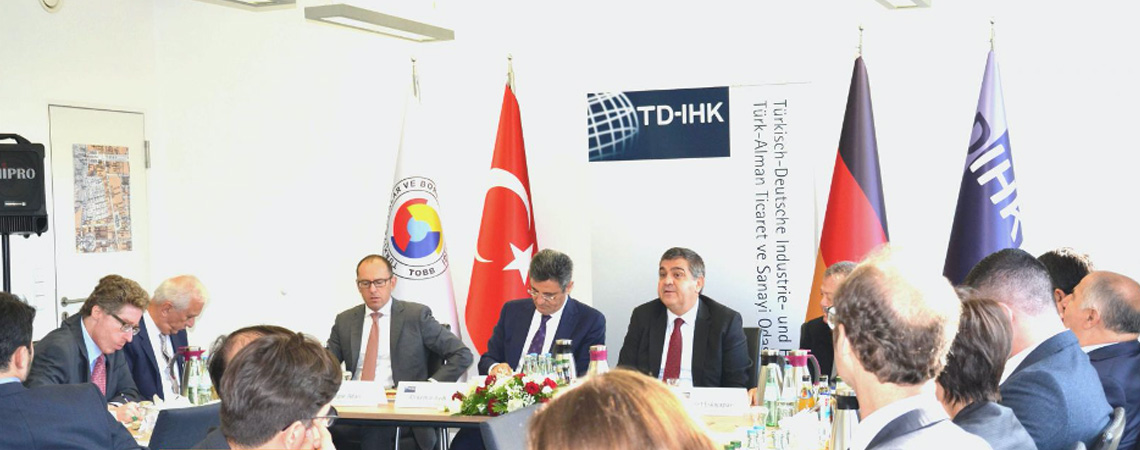 Vizeaußenminister Faruk Kaymakcı zu Gast bei der TD-IHK